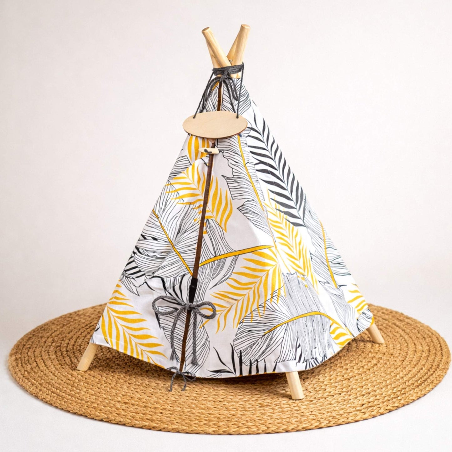 Holzzelt für Hunde & Katzen – stilvoller Indoor-Rückzugsort für kleine Haustiere