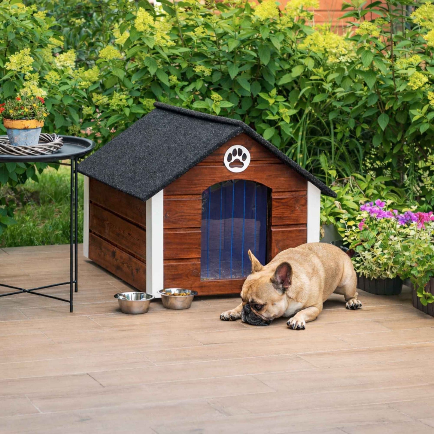 Insulated Outdoor Dog House with Sloped Roof