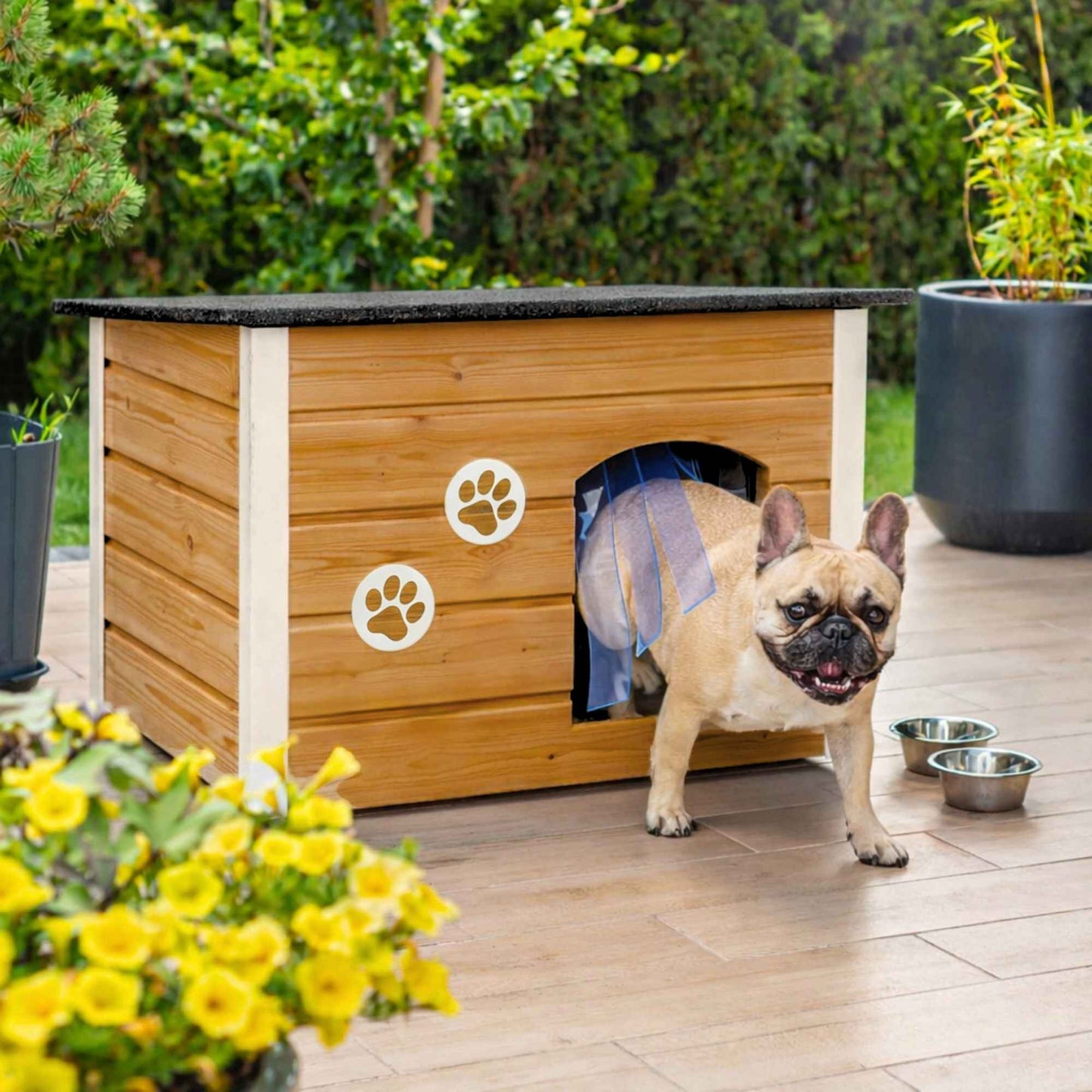 Insulated Outdoor Dog House with Openable Flat Roof